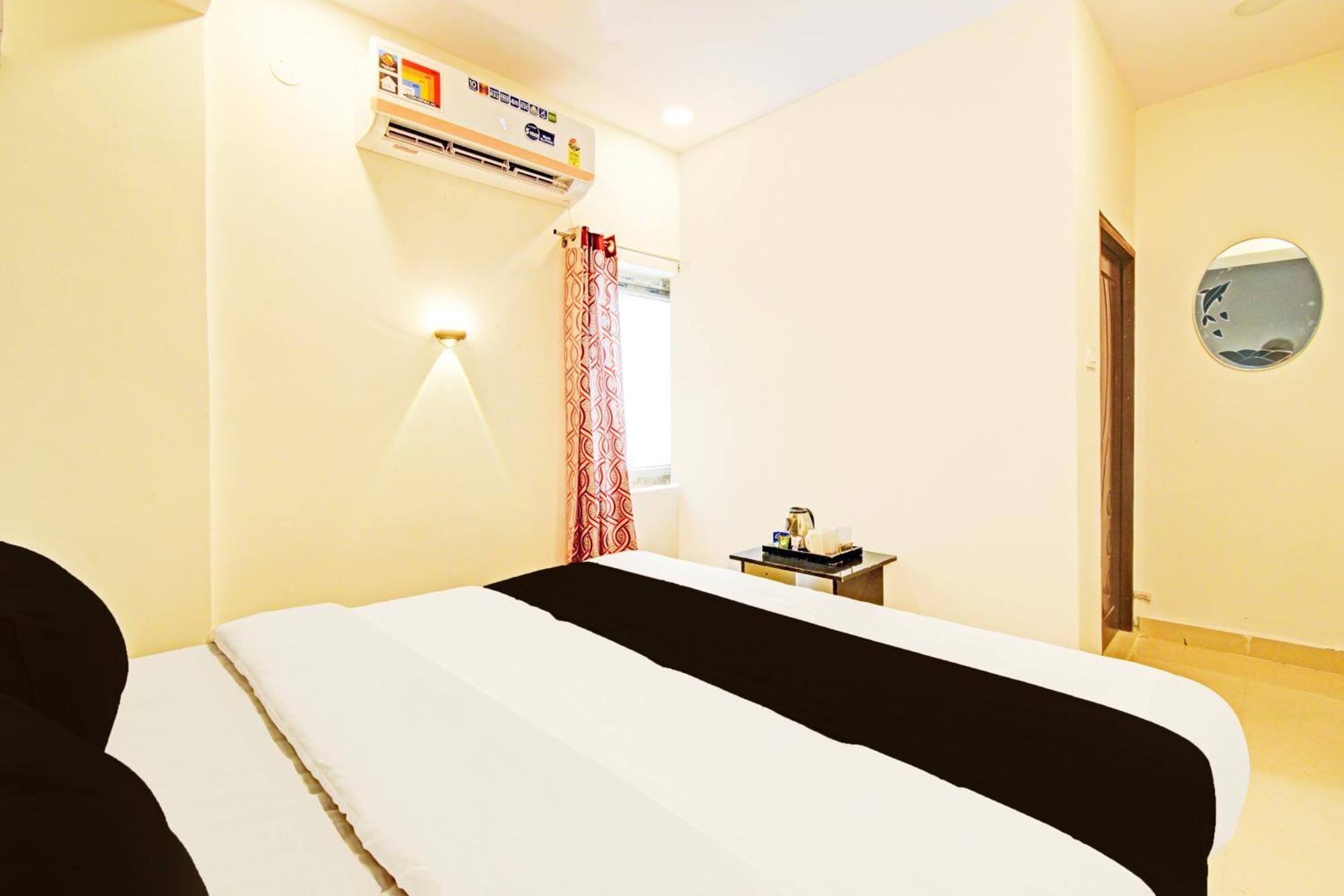 Hotel O Malani Inn Гайдарабад Екстер'єр фото